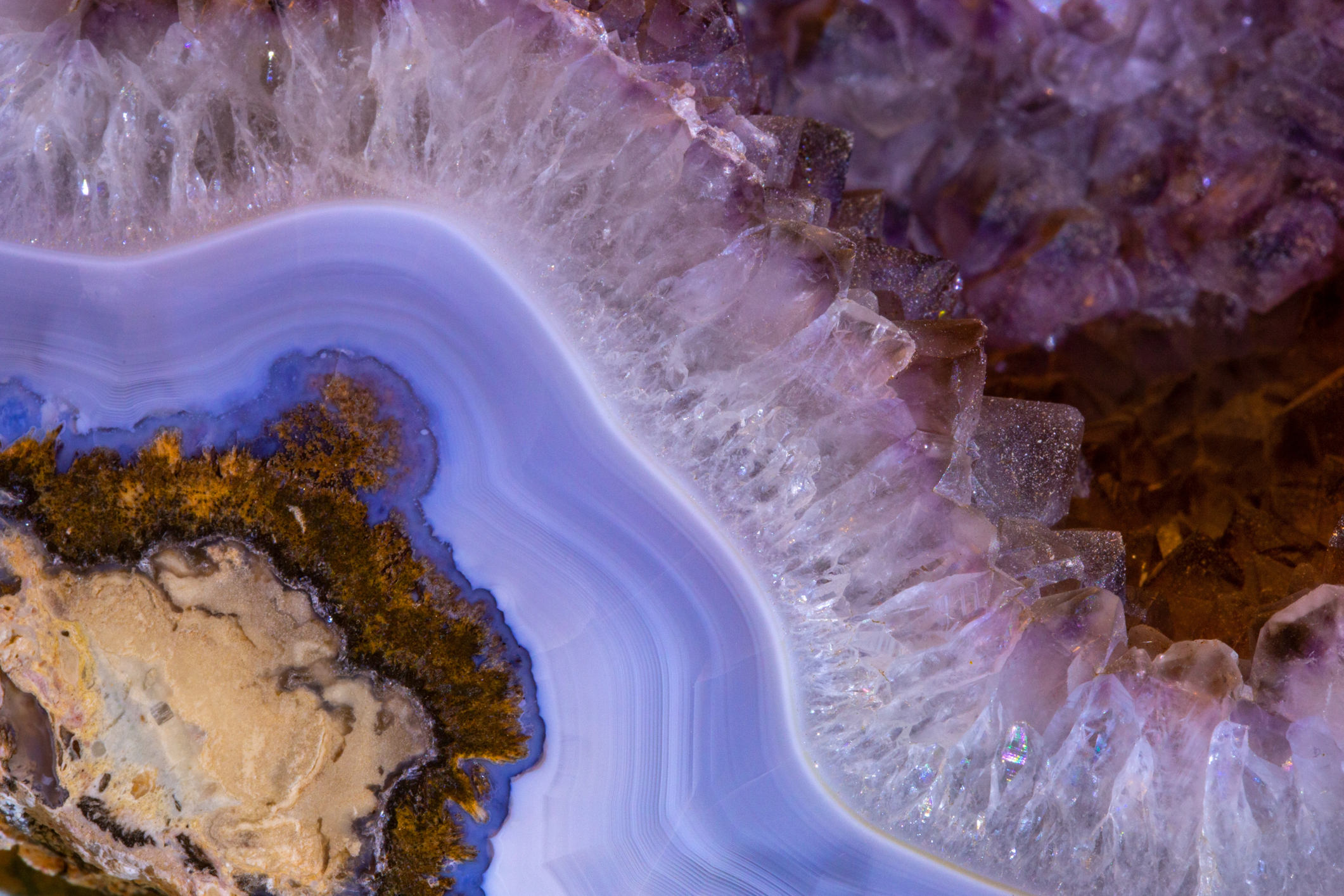 Geodes - Plain on the Outside, Magic on the Inside -
